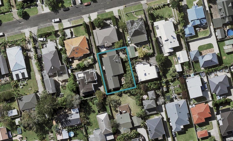 30A Beresford Street, Bayswater, Auckland - Carousel 1