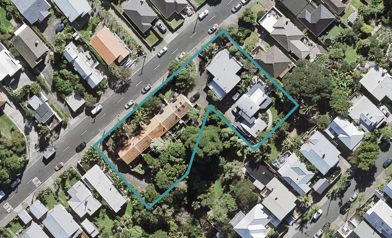 30 Larchwood Avenue, Westmere, Auckland - Carousel 1