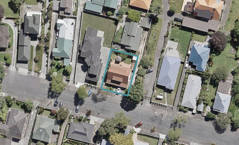 9 Nikau Grove, Woburn, Lower Hutt - Carousel 1