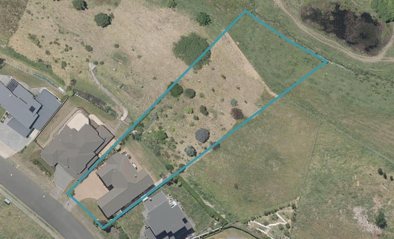 28 Lithgow Drive, Otamatea, Whanganui - Carousel 1
