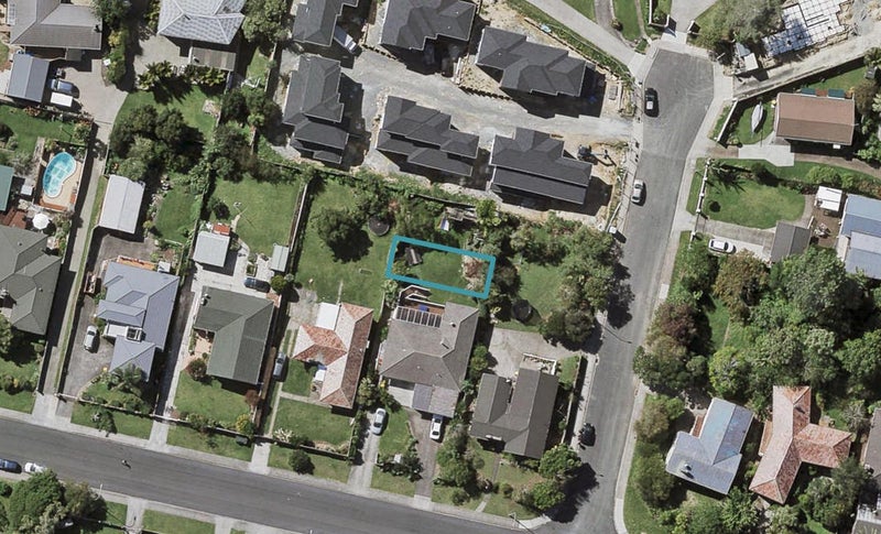 7/14 Ayr Road, Pakuranga, Auckland - Carousel 1