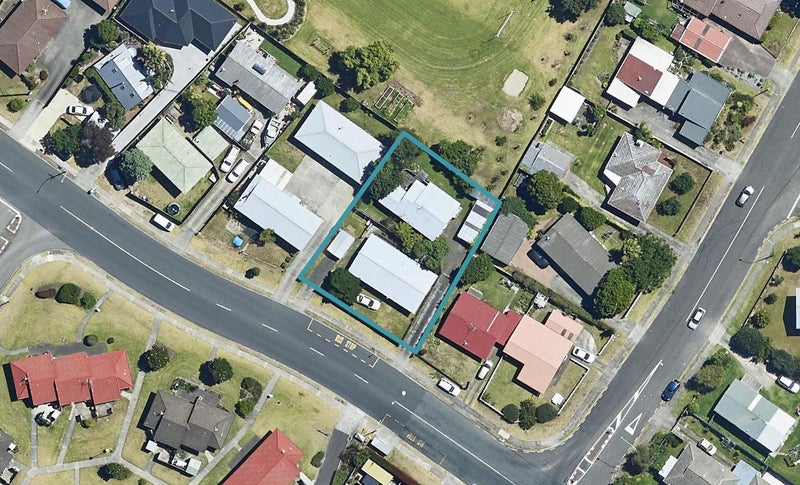 49B Grenada Street, Mount Maunganui, Mount Maunganui - Carousel 1