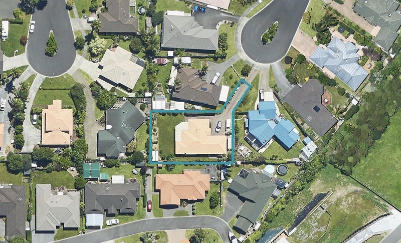 34 Mahonia Place, Pyes Pa, Tauranga - Carousel 1