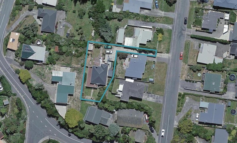 5A Chapman Street, Johnsonville, Wellington - Carousel 1