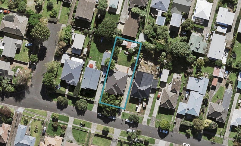 23 Hazelmere Road, Sandringham, Auckland - Carousel 1
