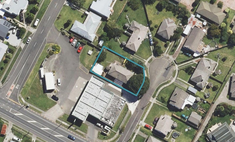 6 Maude Street, Kaiti, Gisborne - Carousel 1