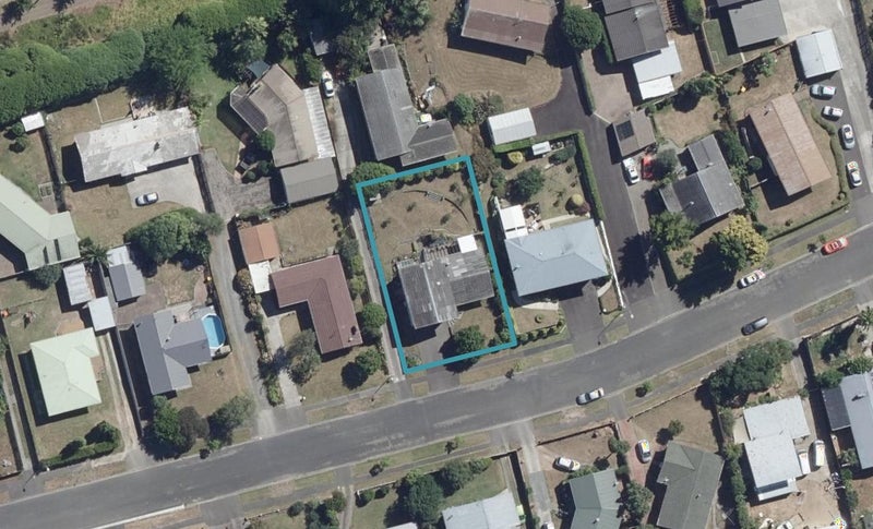 70 Morrow Avenue, St Andrews, Hamilton - Carousel 1
