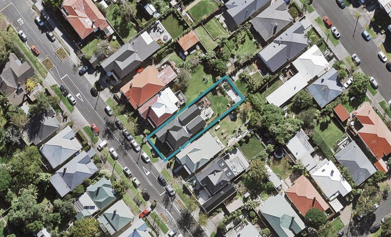 29 Grosvenor Street, Grey Lynn, Auckland - Carousel 1