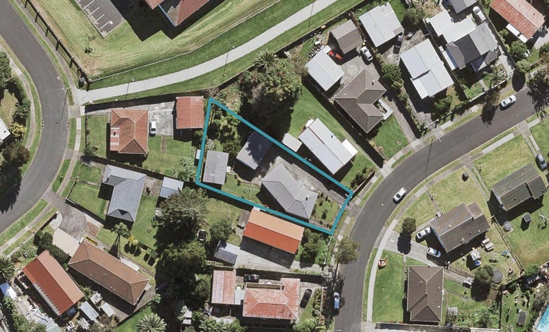 16 Windrush Close, Mangere, Auckland - Carousel 1
