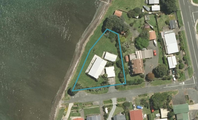 8 Cornfoot Avenue, Whangārei Heads - Carousel 1
