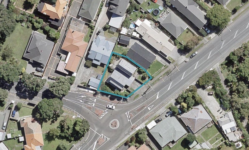 2/173 Waiwhetu Road, Waterloo, Lower Hutt - Carousel 1