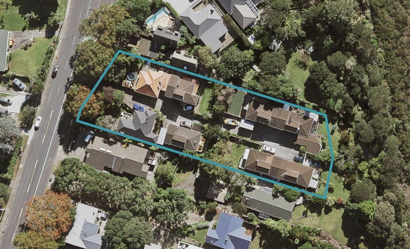 2/37 Lake Road, Northcote, Auckland - Carousel 1