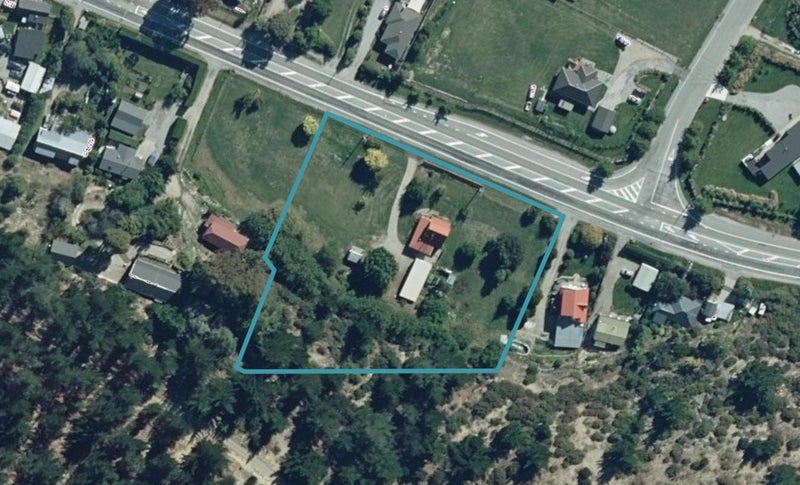 32 Main Road, Cromwell - Carousel 1