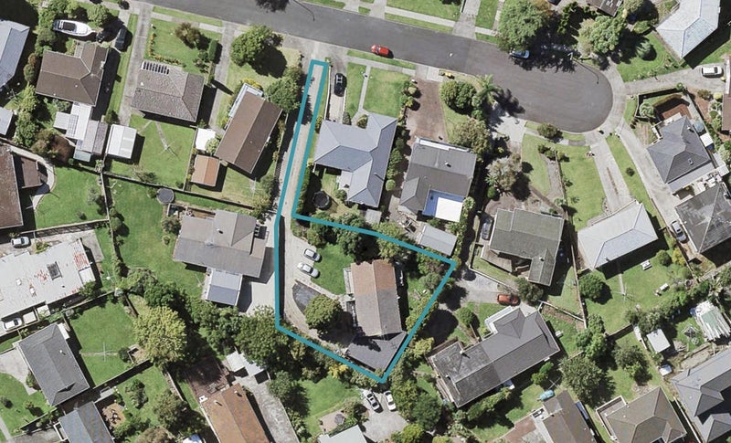 11 Rothwell Place, Sunnyhills, Auckland - Carousel 1