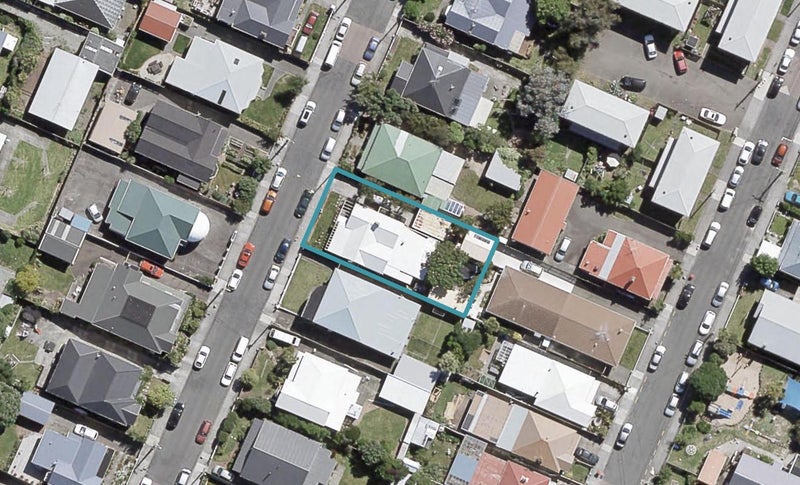 22 Bay Street, Petone, Lower Hutt - Carousel 1