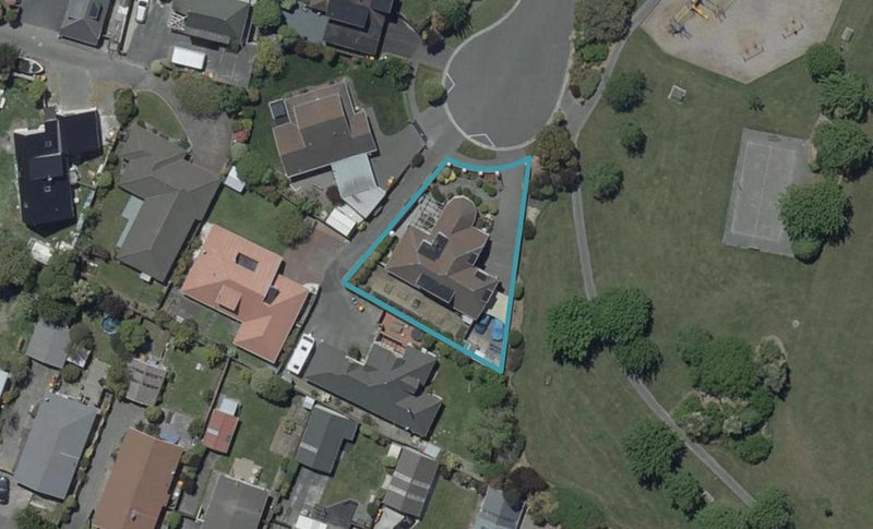 3 De Courcy Place, Avondale, Christchurch - Carousel 1