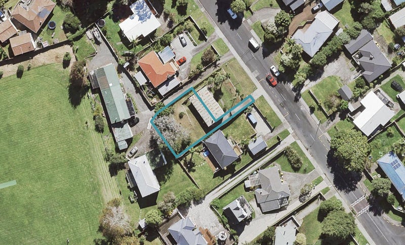 62A Lauderdale Road, Birkdale, Auckland - Carousel 1