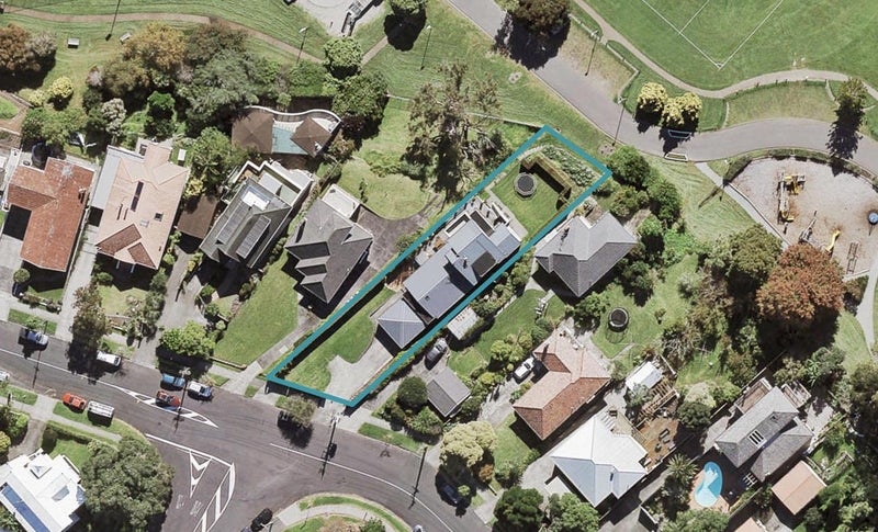 18 Fife Street, Westmere, Auckland - Carousel 1