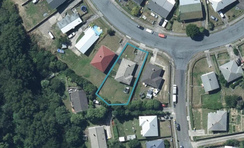 45 Kokiri Crescent, Waitangirua, Porirua - Carousel 1