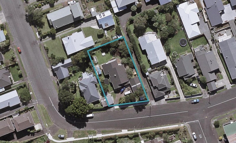 28 Dorset Avenue, Westown, New Plymouth - Carousel 1