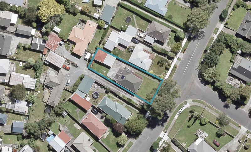 136 McLeod Street, Elderslea, Upper Hutt - Carousel 1