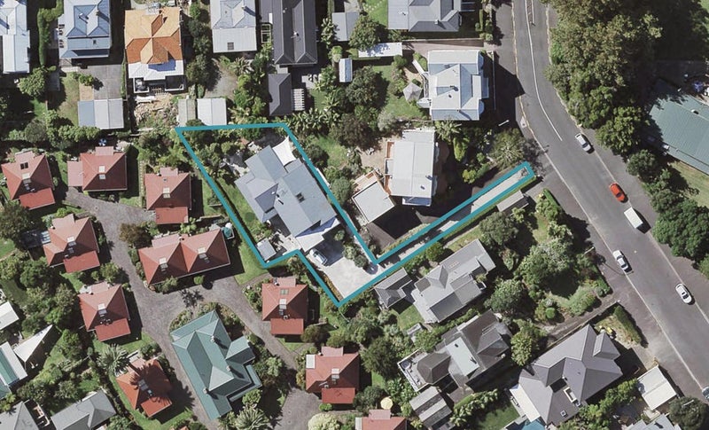 5 Cambridge Terrace, Devonport, Auckland - Carousel 1