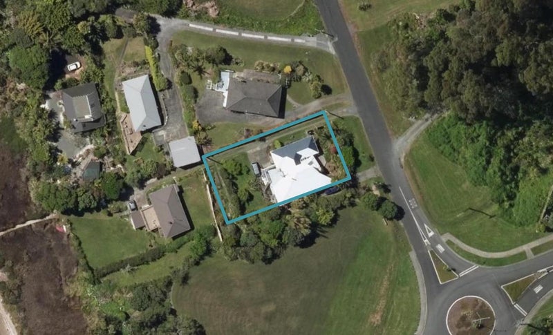 24 Pah Road, Onerahi, Whangarei - Carousel 1