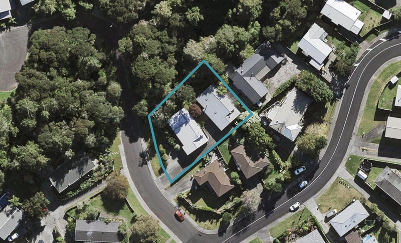 1/3 Fernwood Grove, Bayview, Auckland - Carousel 1