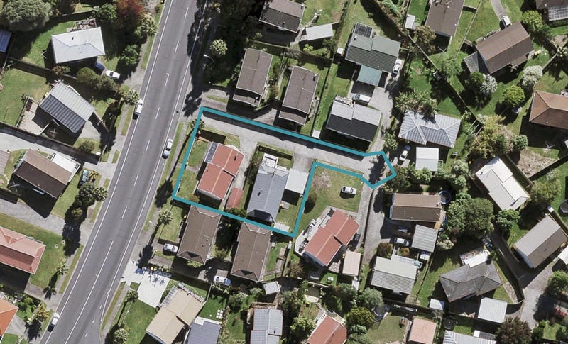 2/32 Caribbean Drive, Unsworth Heights, Auckland - Carousel 1