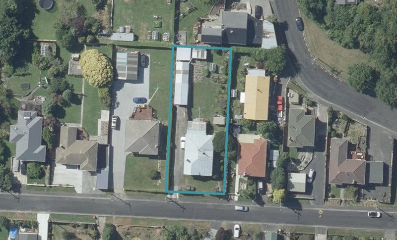 5 Penrich Street, Abbotsford, Dunedin - Carousel 1
