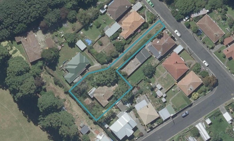 25 Tannadice Street, Normanby, Dunedin - Carousel 1