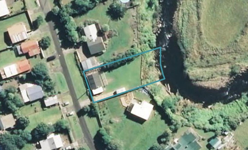 8 Kawei Road, Hawera - Carousel 1