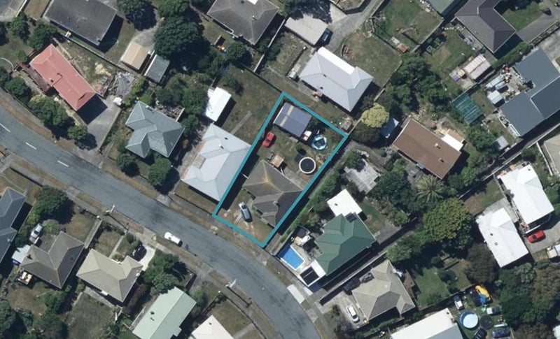 28 Paenui Street, Titahi Bay, Porirua - Carousel 1