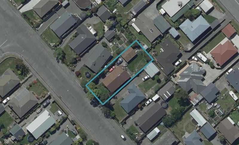 8 Skerten Avenue, Hornby, Christchurch - Carousel 1