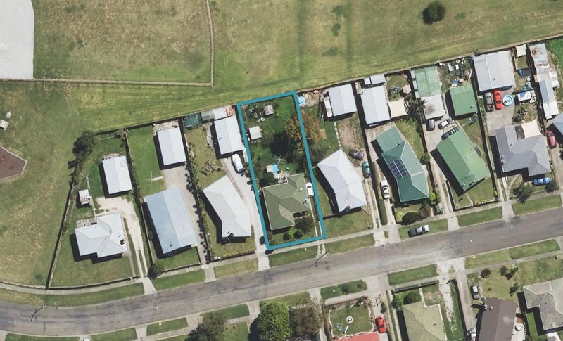 33 Dalton Street, Outer Kaiti, Gisborne - Carousel 1