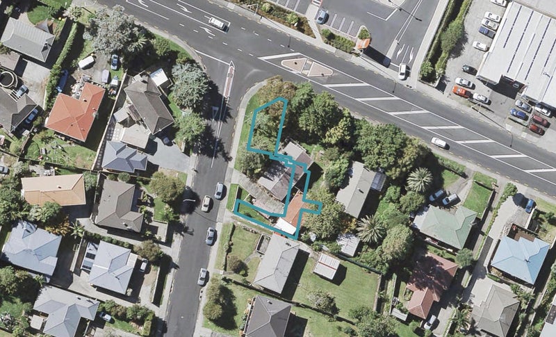 2A Wood Avenue, Howick, Auckland - Carousel 1