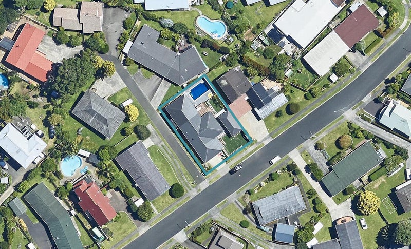 11 Mahoe Street, Matua, Tauranga - Carousel 1