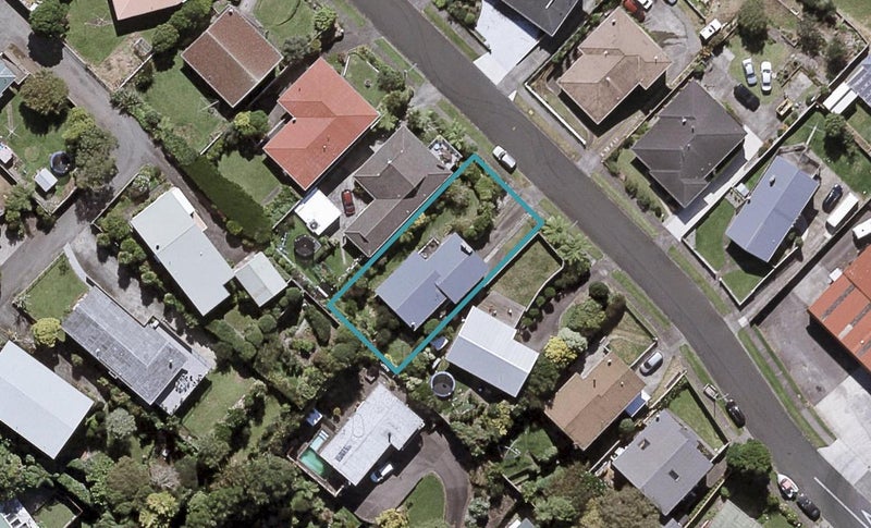 54 Crownhill Street, Spotswood, New Plymouth - Carousel 1