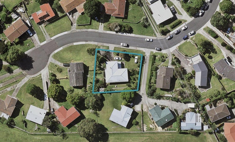 24 Tawavale Crescent, Totara Vale, Auckland - Carousel 1