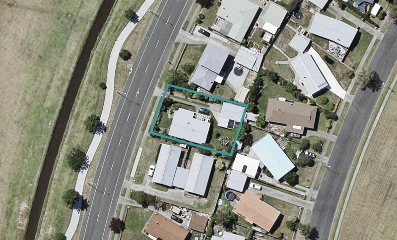 297 Westminster Avenue, Tamatea, Napier - Carousel 1