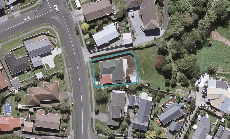 122 Heta Road, Highlands Park, New Plymouth - Carousel 1