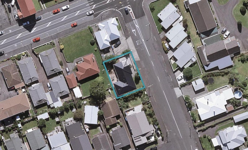 4 Paynters Avenue, Strandon, New Plymouth - Carousel 1