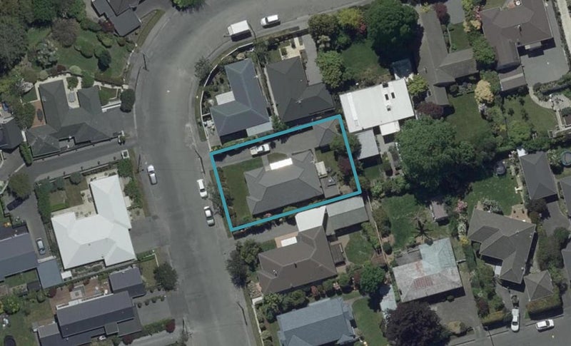 18 Chepstow Avenue, Fendalton, Christchurch - Carousel 1