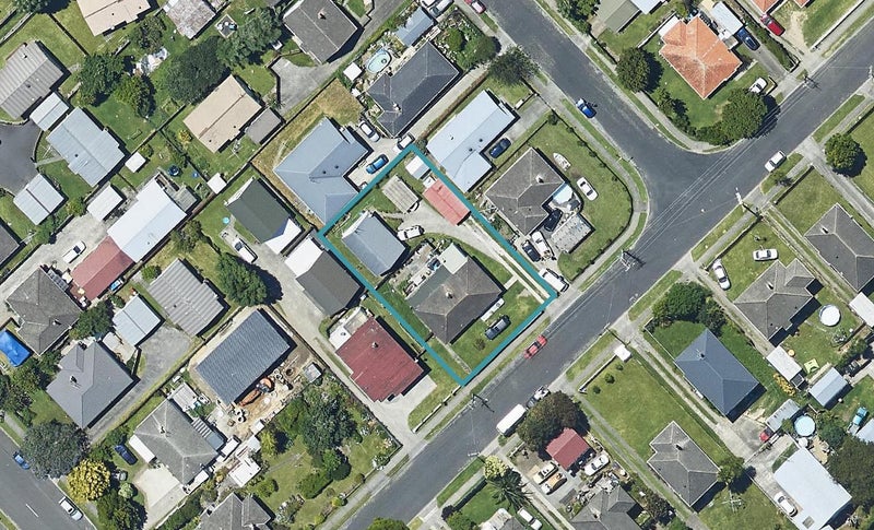 33 Anzac Road, Gate Pa, Tauranga - Carousel 1