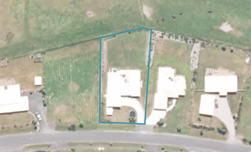 8 Elley Drive, Carters Beach, Westport - Carousel 1