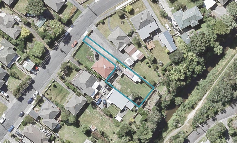 39A Stanley Street, Wainuiomata, Lower Hutt - Carousel 1