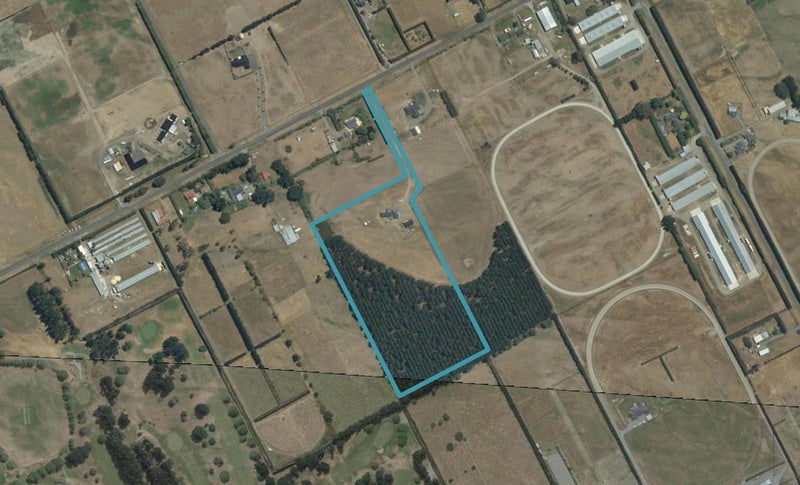 613 Maddisons Road, Christchurch - Carousel 1