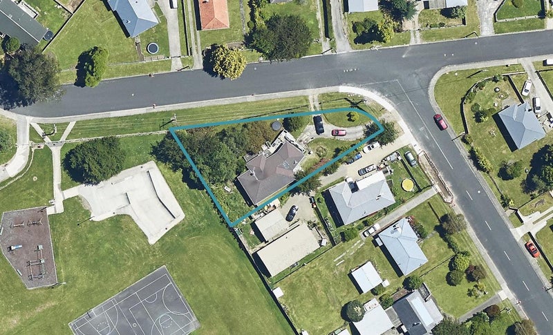 16 Park Road, Western Heights, Rotorua - Carousel 1