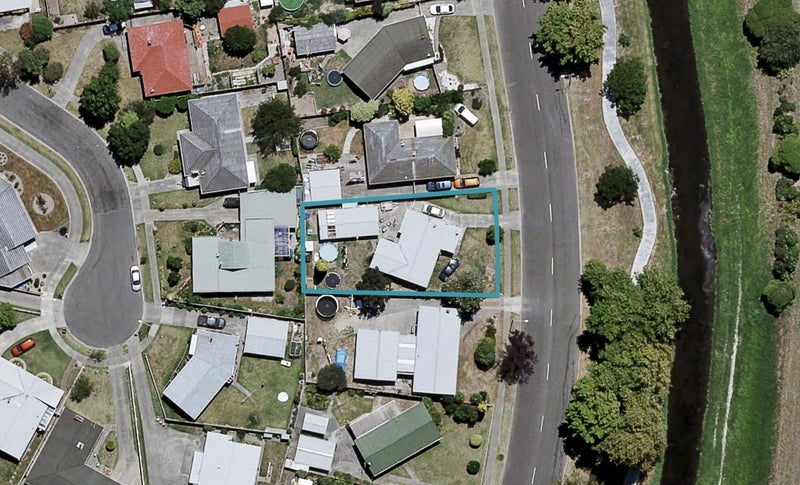 65 Westminster Avenue, Tamatea, Napier - Carousel 1