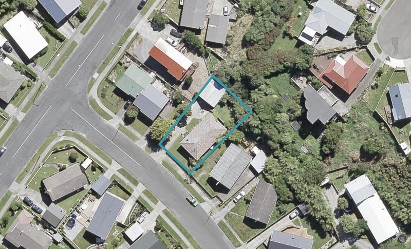 3 Invercargill Drive, Kelson, Lower Hutt - Carousel 1
